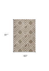 8' X 11' Beige Geometric Indoor Outdoor Area Rug