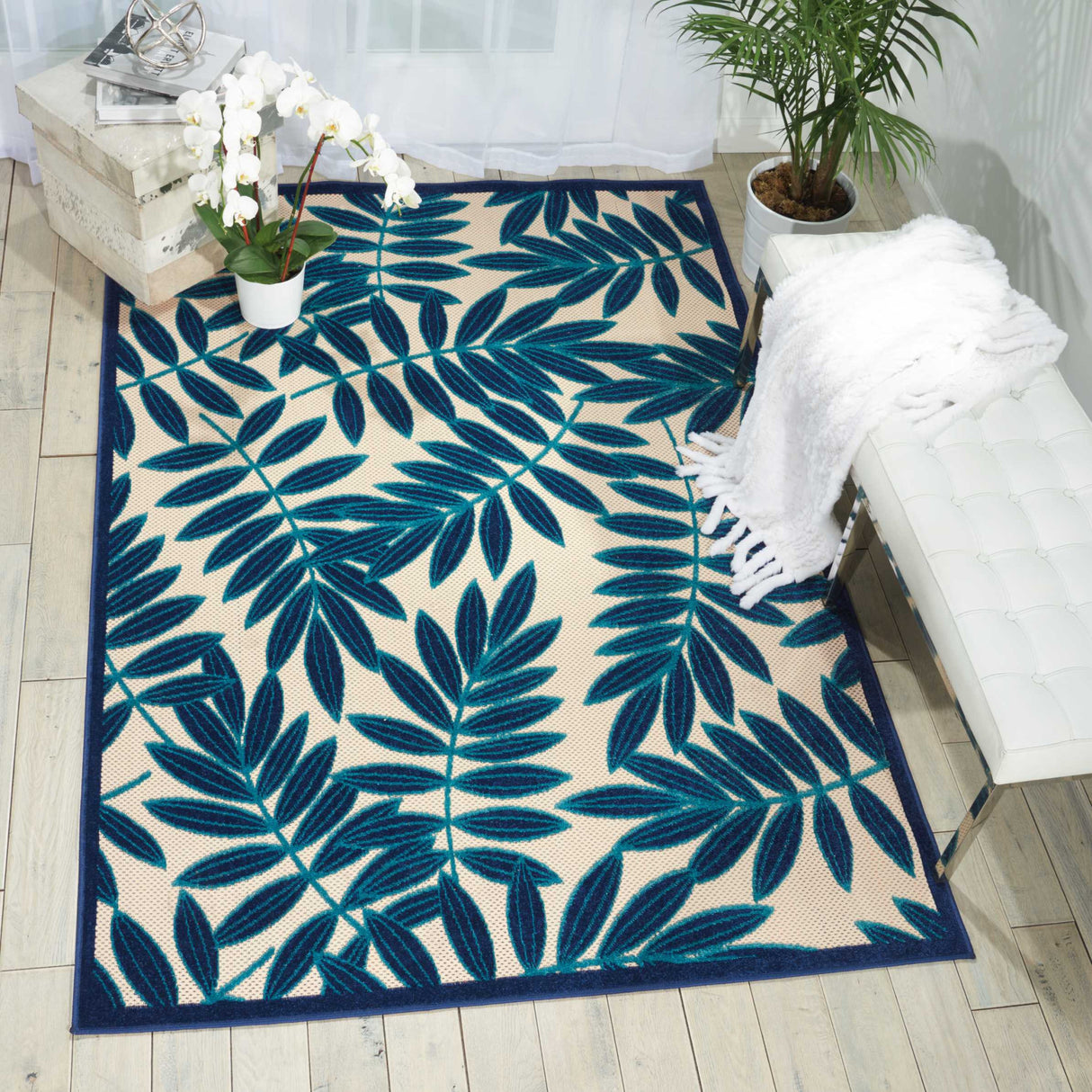 4' X 6' Blue And Ivory Floral Indoor Outdoor Area Rug