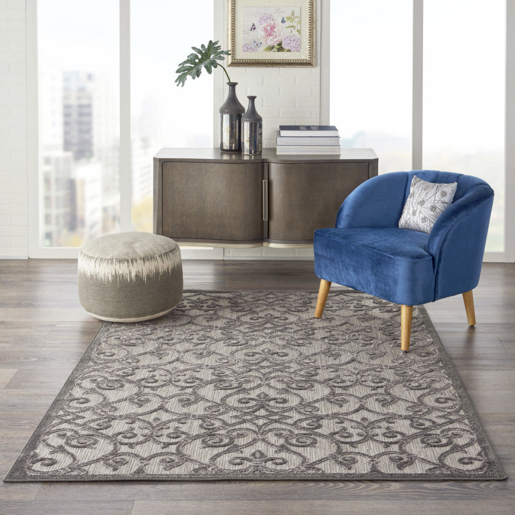 8' X 11' Gray Floral Indoor Outdoor Area Rug