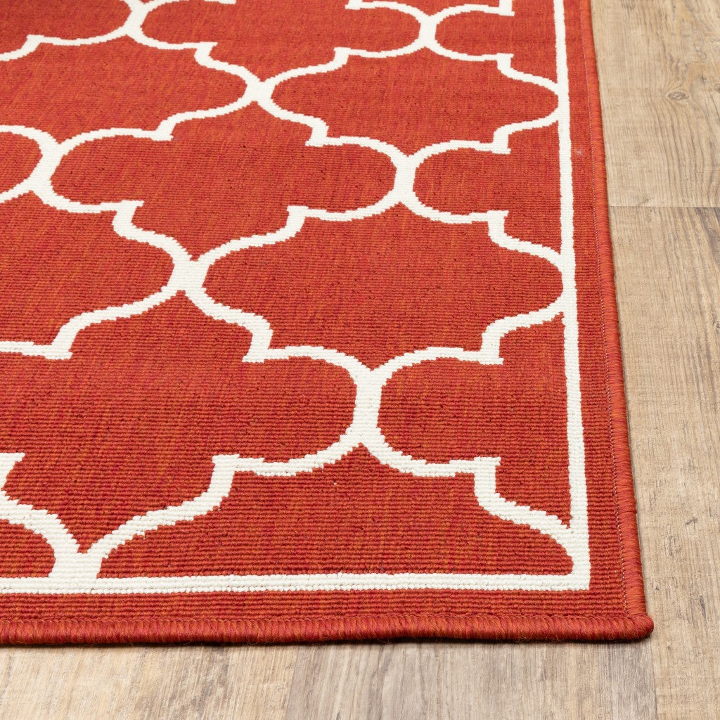 2' X 3' Red and Ivory Indoor Outdoor Area Rug