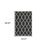 7' X 10' Black and Ivory Indoor Outdoor Area Rug