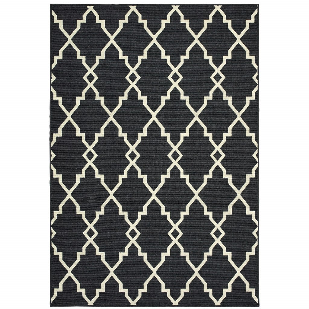 7' X 10' Black and Ivory Indoor Outdoor Area Rug