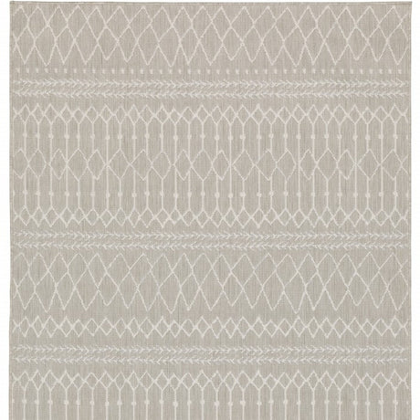 5' X 7' Gray and Ivory Indoor Outdoor Area Rug