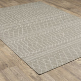 5' X 7' Gray and Ivory Indoor Outdoor Area Rug