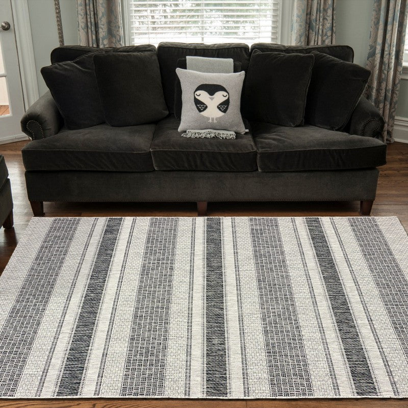 5' X 8' Gray And Black Indoor Outdoor Area Rug