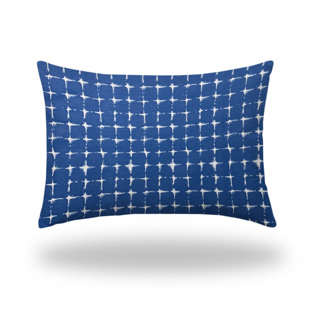 12" X 16" Blue And White Zippered Gingham Lumbar Indoor Outdoor Pillow