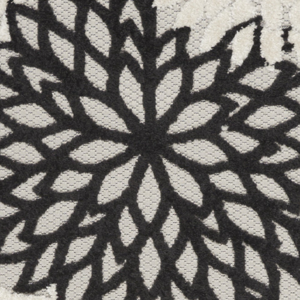 2' X 8' Black And White Floral Non Skid Indoor Outdoor Runner Rug