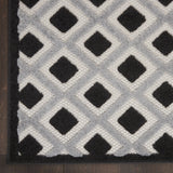 9' X 12' Black And White Gingham Non Skid Indoor Outdoor Area Rug