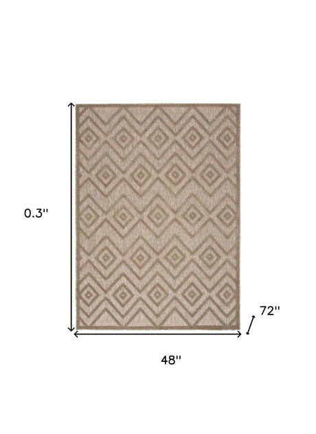 4' X 6' Natural Beige Argyle Indoor Outdoor Area Rug