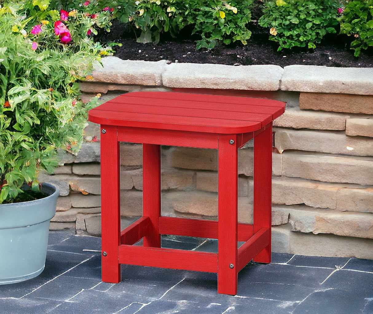 19" Red Resin Outdoor Side Table