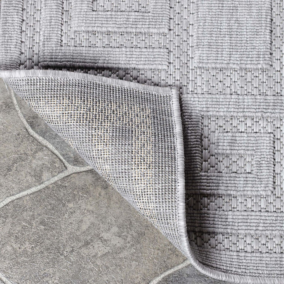 7' X 9' Grey Geometric Stain Resistant Non Skid Indoor Outdoor Area Rug