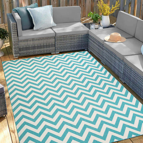 5' X 8' Blue-Green/Cream Chevron Stain Resistant Indoor Outdoor Area Rug