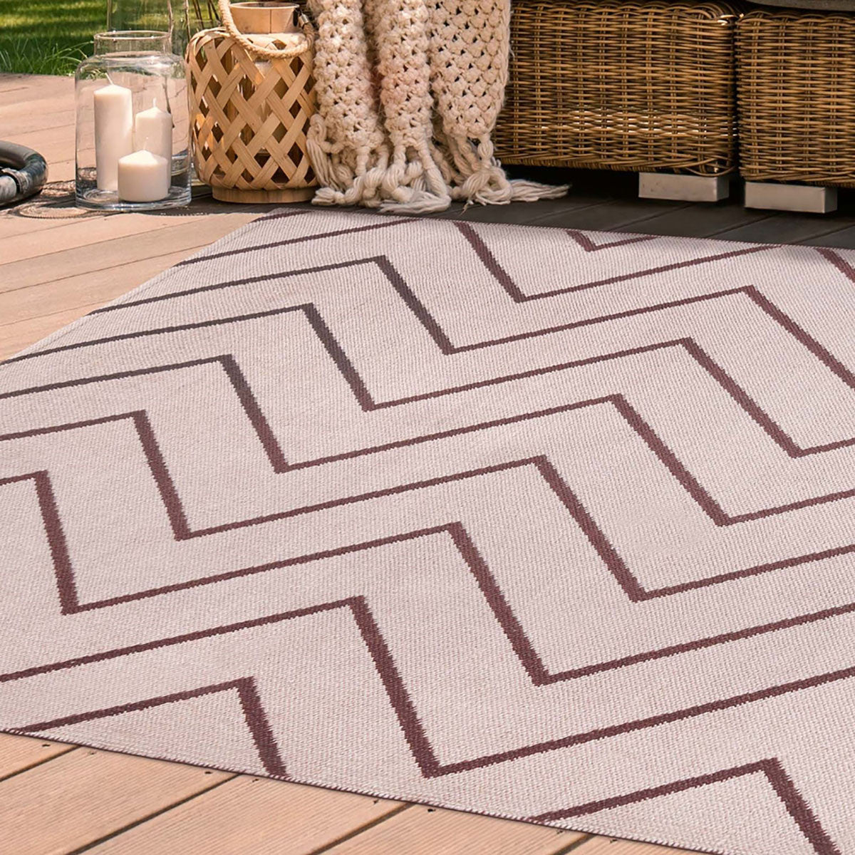 6' X 9' Beige Waves Stain Resistant Indoor Outdoor Area Rug