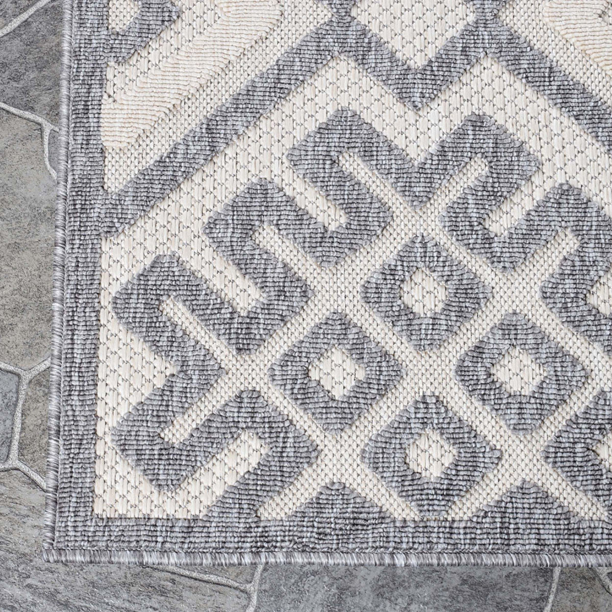 5' X 7' Cream Geometric Stain Resistant Non Skid Indoor Outdoor Area Rug