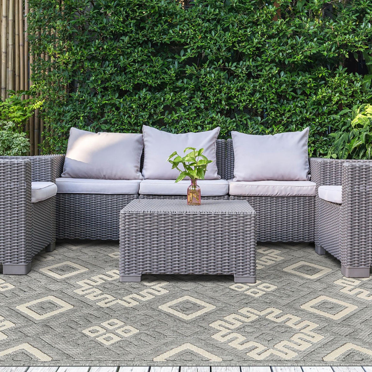 6' X 9' Grey Geometric Stain Resistant Non Skid Indoor Outdoor Area Rug