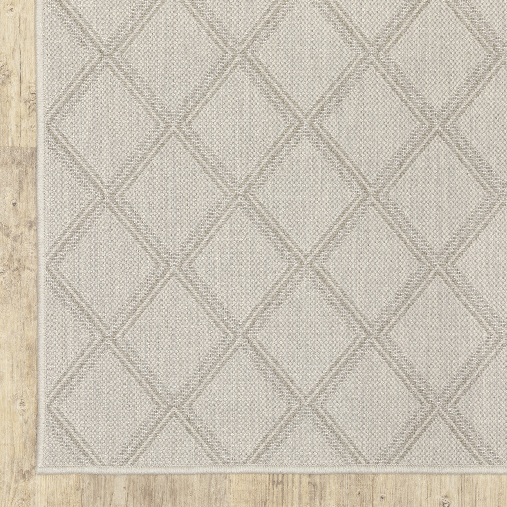 10' X 13' Gray and Ivory Geometric Stain Resistant Indoor Outdoor Area Rug