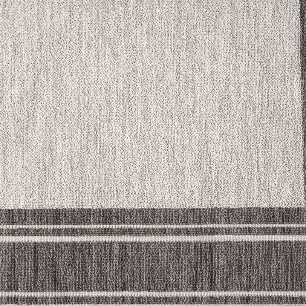 5' X 7' Gray And Ivory Indoor Outdoor Area Rug