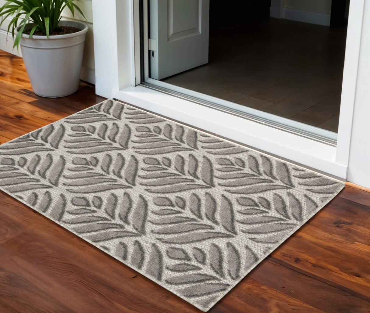 3' X 4' Charcoal Floral Indoor Outdoor Area Rug