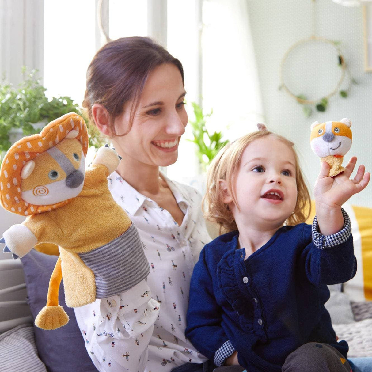 Glove Puppet Lion With Baby Cub Finger Puppet