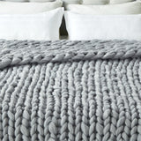 Yanis Chunky Knit Throw