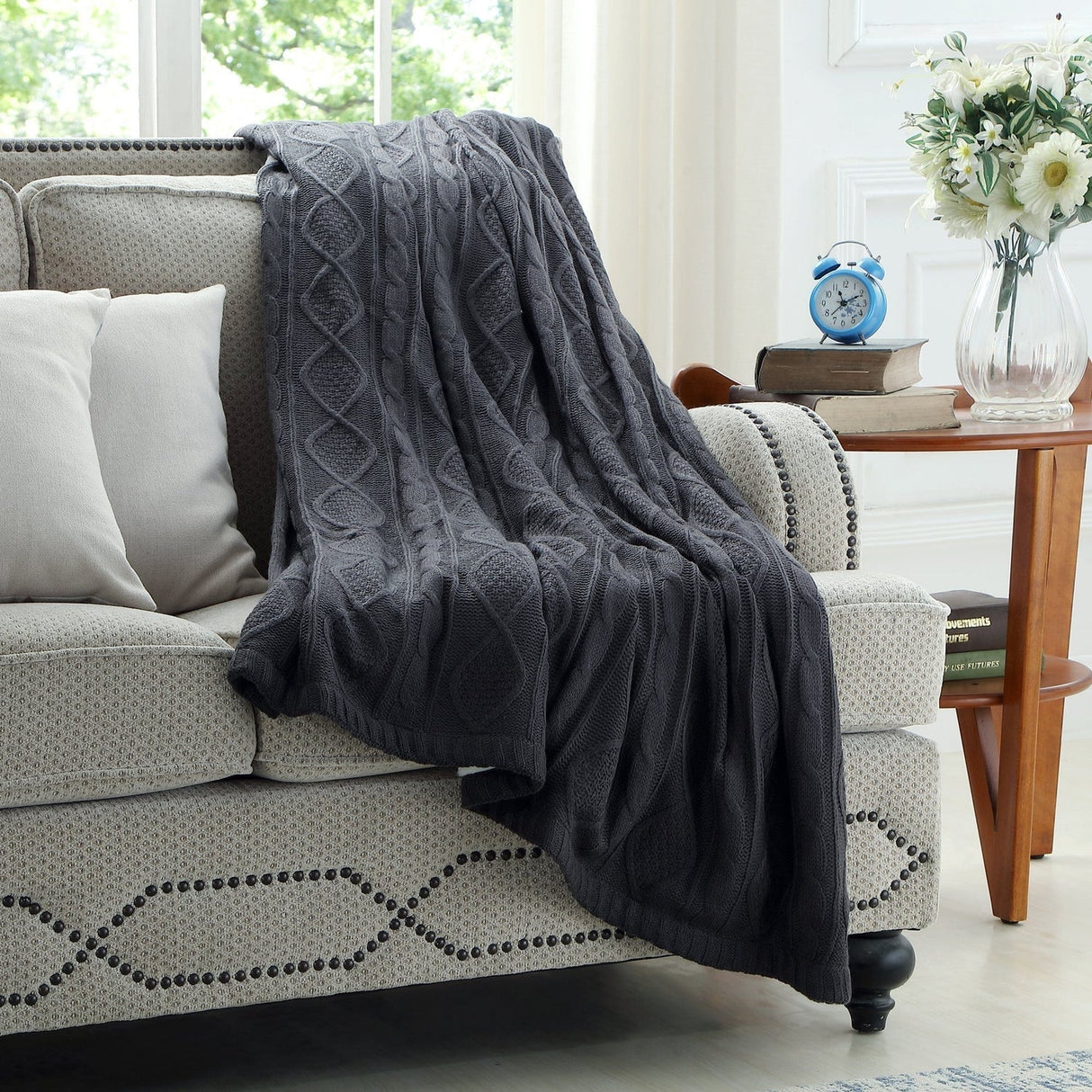 Yara Cable Knit Throw