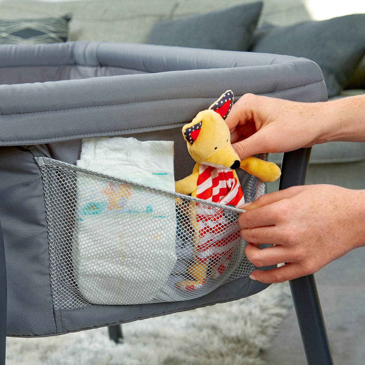 LullaGo Anywhere Portable Bassinet - Grey Star by MamasUncut Store