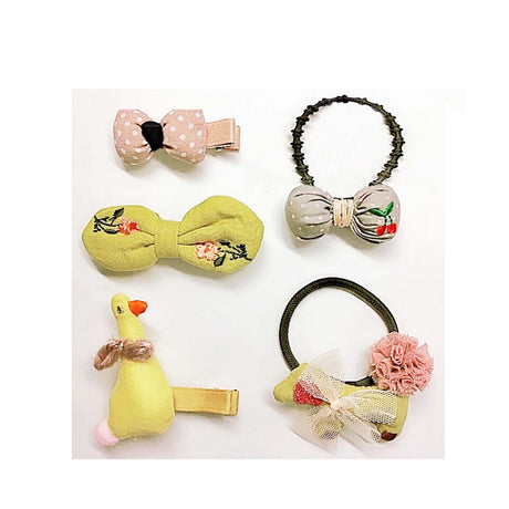Handmade 5 Pieces Hair Accessory Kids Gift Set, Yellow Duck by Peterson Housewares & Artwares