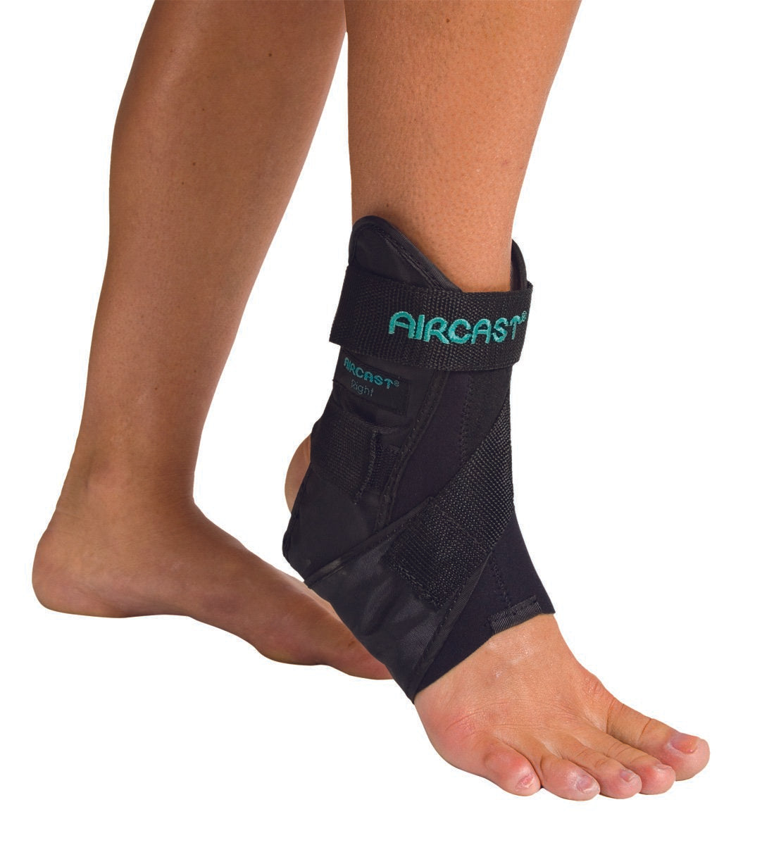 Aircast® Airsport™ Left Ankle Support, Medium